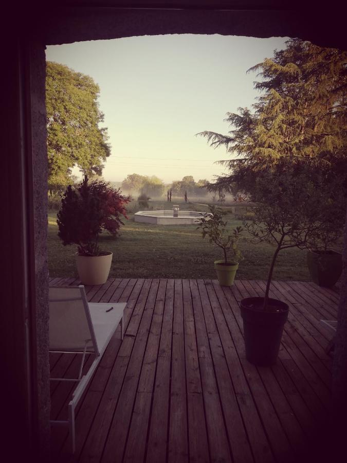Le Domaine De Panissac Bed & Breakfast Berneuil  Bagian luar foto